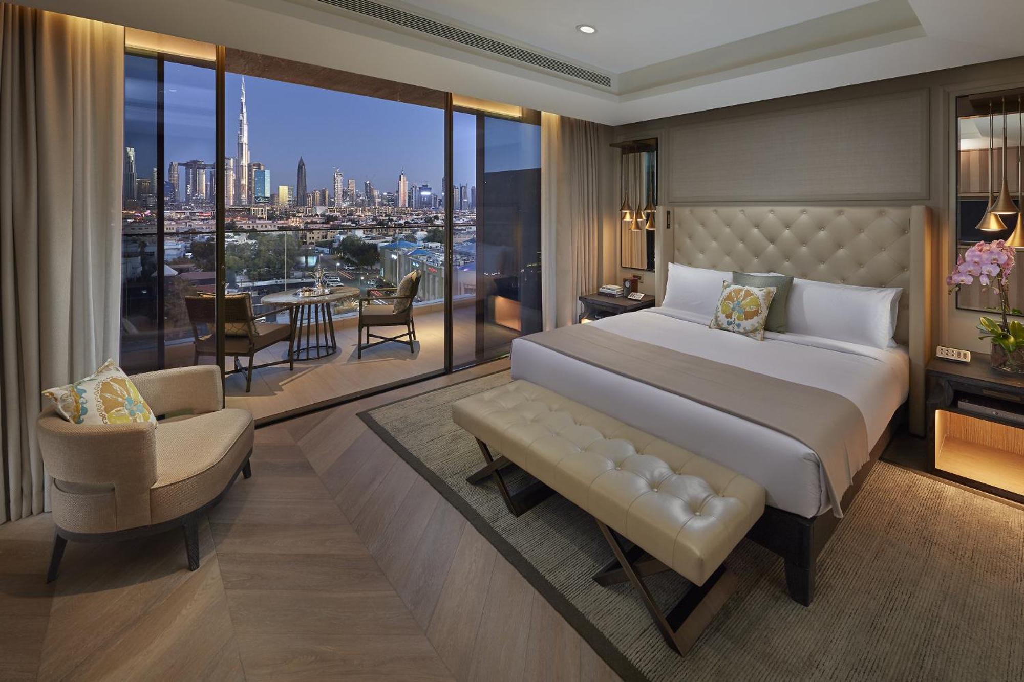 Mandarin Oriental Jumeira, Dubaj Kültér fotó A bedroom at the Address Downtown Dubai