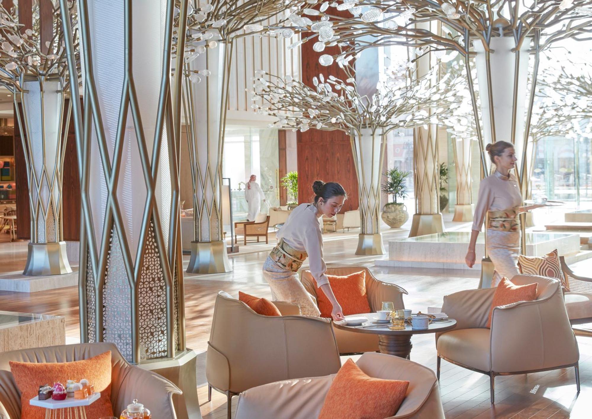 Mandarin Oriental Jumeira, Dubaj Kültér fotó The lobby of the hotel